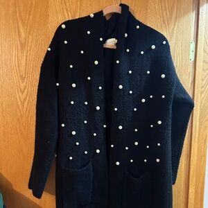 M/L Dreamers Black Pearl cardigan
